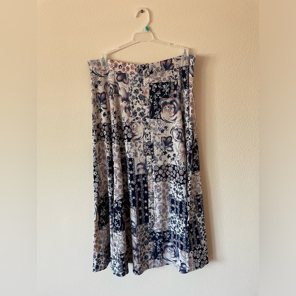 Women’s Skirt size xl floral prints design